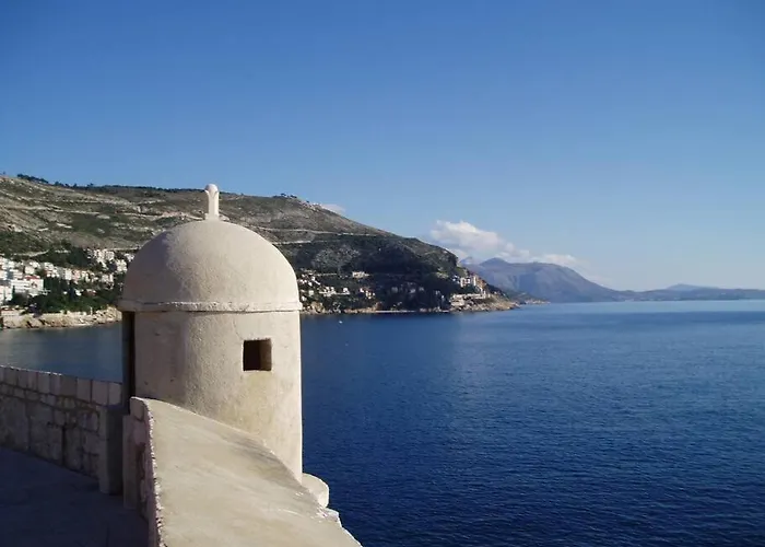 アパート Dubrovnik Home Apartment