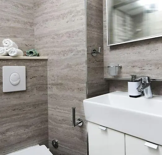 アパート Dubrovnik Home Apartment